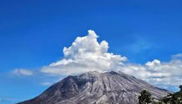 Warga Pertanyakan Transparansi Dana Stimulan Erupsi Gunung Ruang, ini Penjelasan Kalag BPBD Sitaro