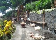 Utamakan Keselamatan Warganya Pemerintah Kampung Batubulan Bangun Talud Penahan Tanah Cegah Longsor