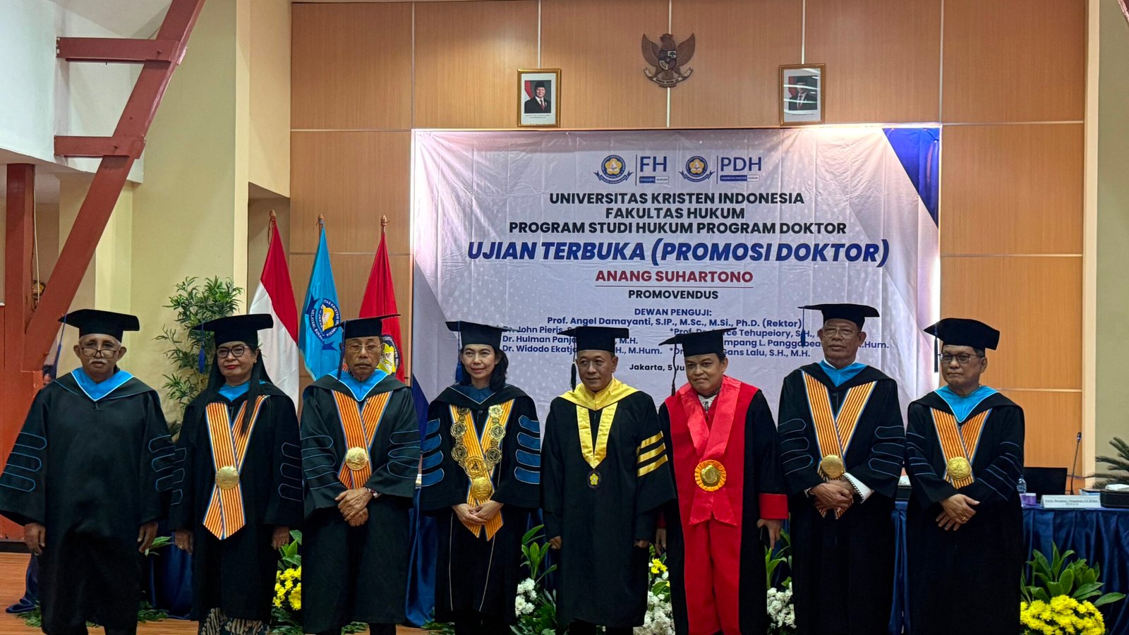Kajari Sitaro, Anang Suhartono.